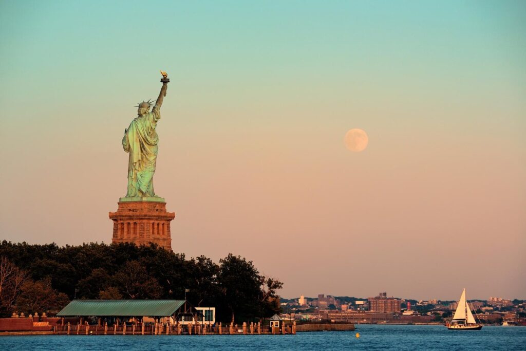 Book flights with flexible dates